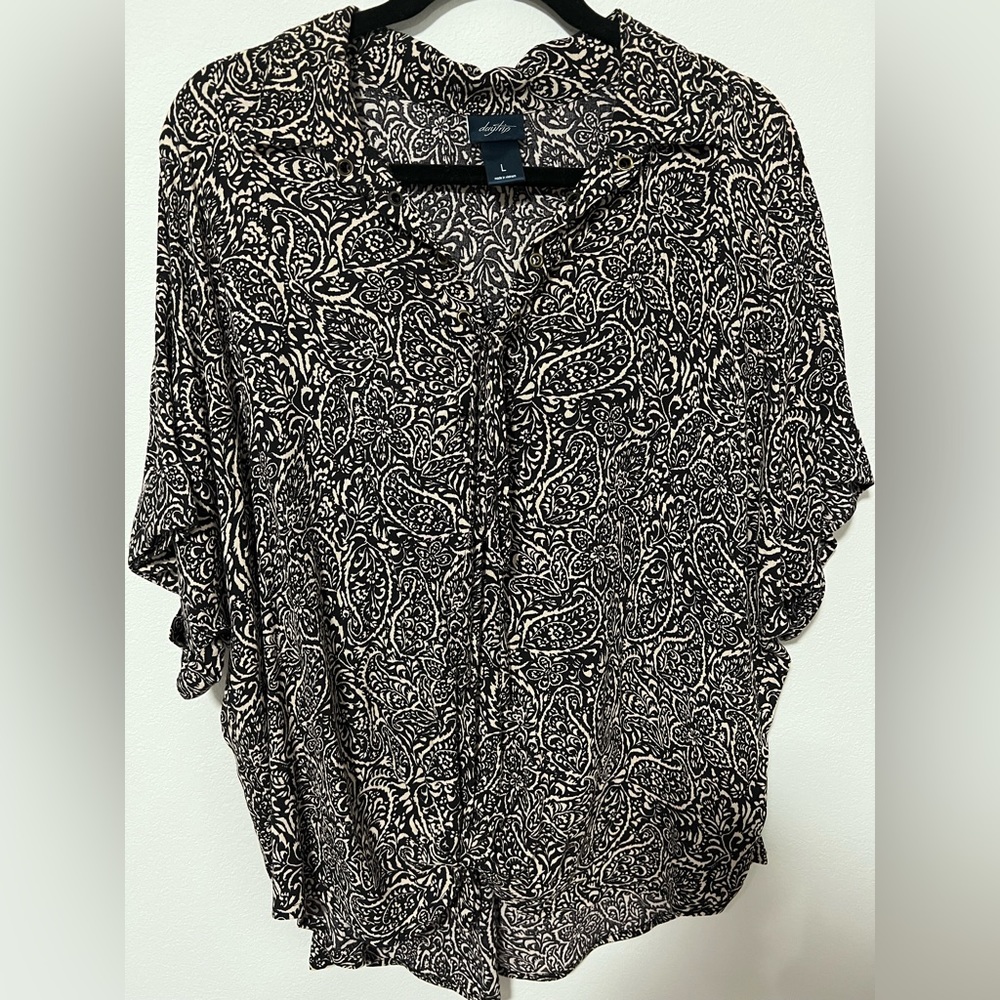 Daytrip Printed tie front shirt